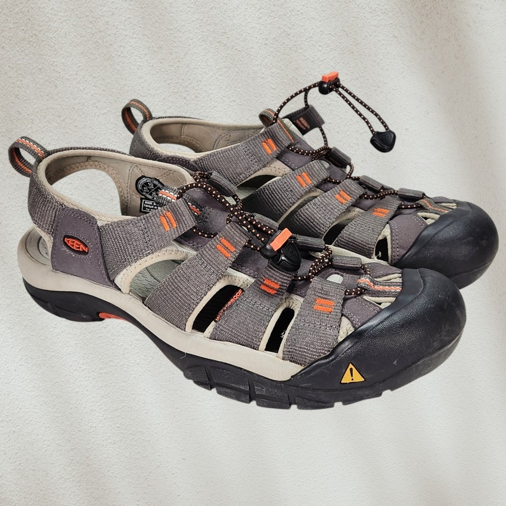 KEEN Newport H2 Waterproof Sandals Mens 10 Magnet Nasturtium 1016287
